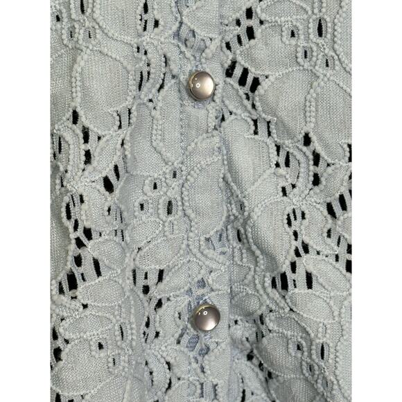 Modern Soul blue eyelet buttoned long sleeves blouse size Large - Picture 8 of 9